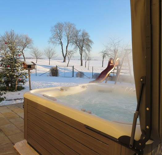 What Does It Really Cost to Run a Hot Tub in Winter?